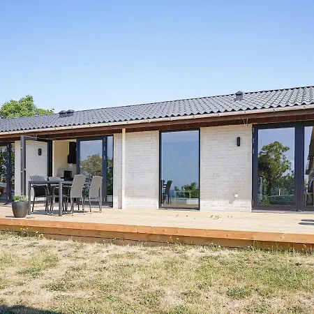Holiday home Holiday Xiii